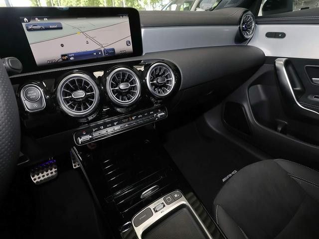 Mercedes-Benz CLA 180 Coupé