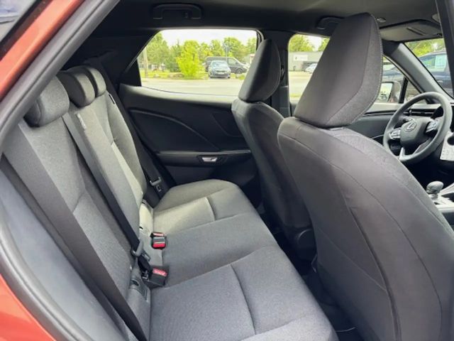 Lexus LBX 1,5 Hybrid Automatik FWD 5Trg. mit Komfort Paket