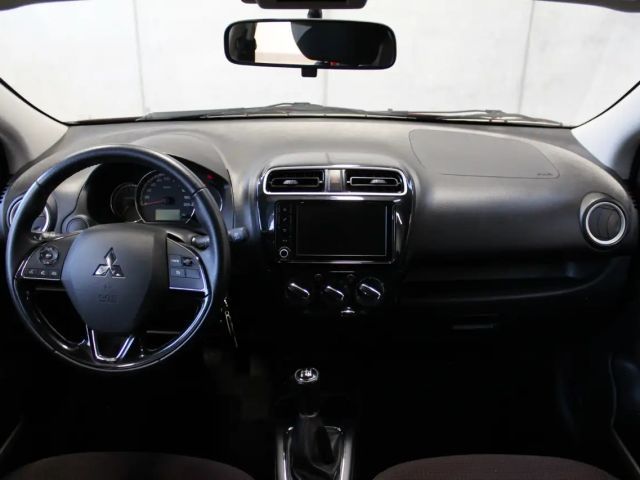 Mitsubishi Space Star Star