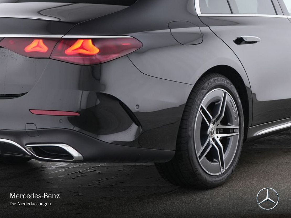 Mercedes-Benz E 200 Sedan