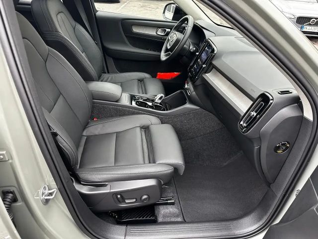 Volvo XC40 Dark Plus