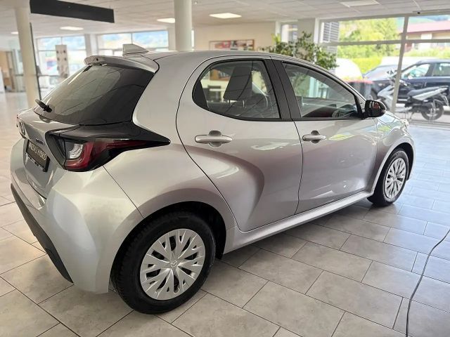 Mazda 2 Prime-line