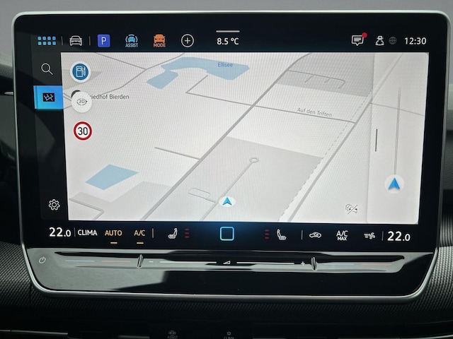 Volkswagen Golf 1.5 eTSI Golf VIII R-Line