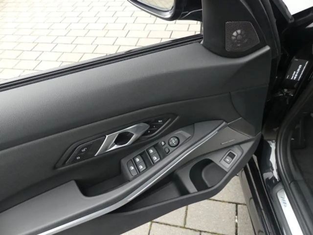 BMW 330 330d Touring xDrive