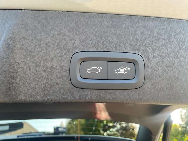 Volvo XC40 Dark Plus