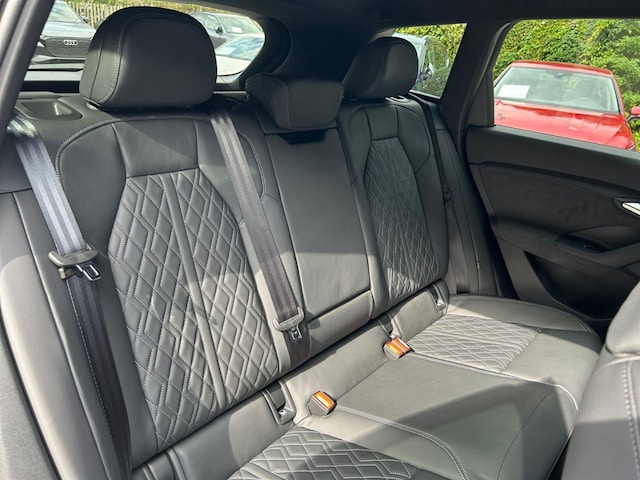 Audi Q6 e-tron Quattro