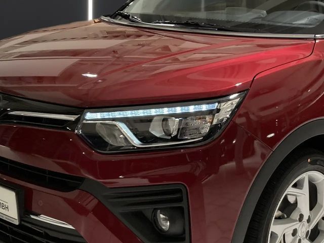 SsangYong Tivoli Fizz*Automatik*el.Fenst*Klima*Navi*Rückfa