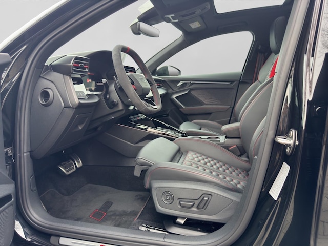 Audi RS3 Quattro S-Tronic Sedan