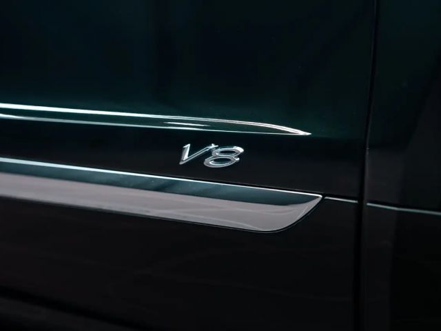 Bentley Bentayga V8