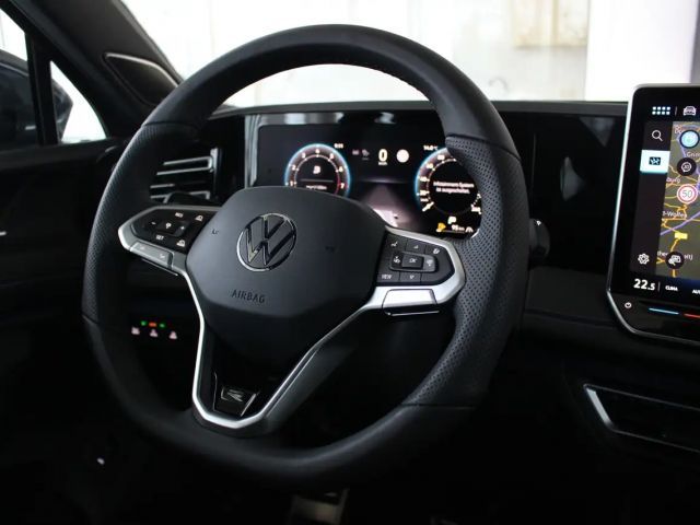 Volkswagen Tiguan IQ.Drive R-Line Sound