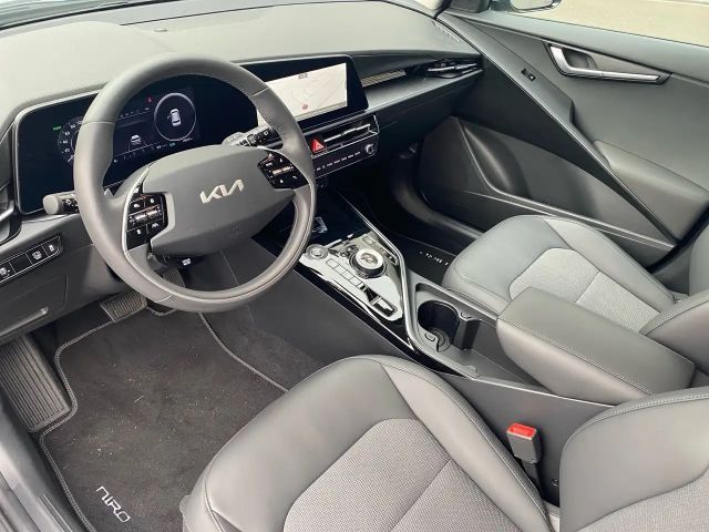 Kia Niro 1.6 HEV 129 DCT VIS KOM ACC+SHZ+2xKlima+LM