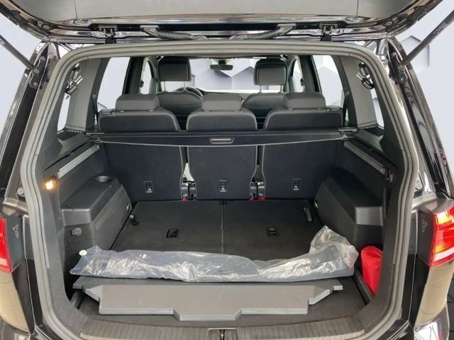 Volkswagen Touran DSG Highline R-Line