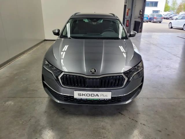 Skoda Octavia Combi Selection