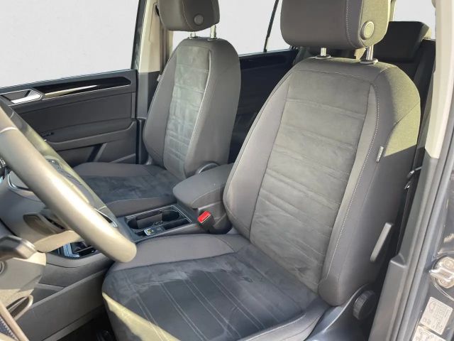 Volkswagen Touran DSG Highline