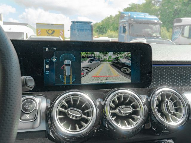 Mercedes-Benz GLB 250 4MATIC