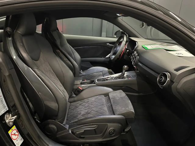 Audi TT RS Coupé Quattro