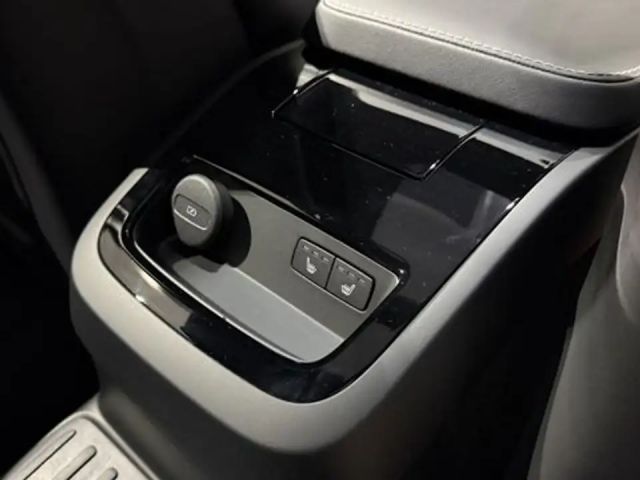 Volvo S60 AWD Dark Recharge Ultimate