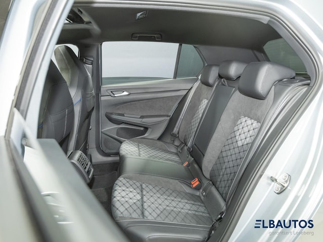 Volkswagen Golf Golf 1,5     R-L  BT110eTSID7F