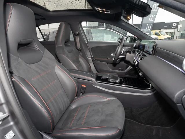 Mercedes-Benz A 250 A 250 e Hatchback