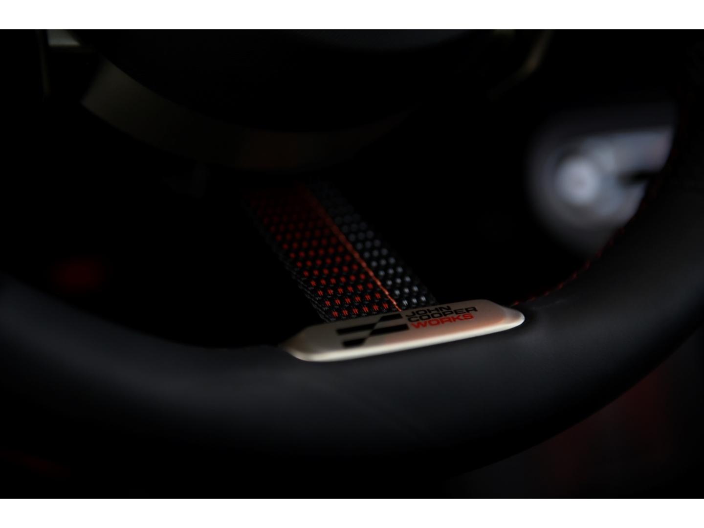 MINI Cooper John Cooper Works