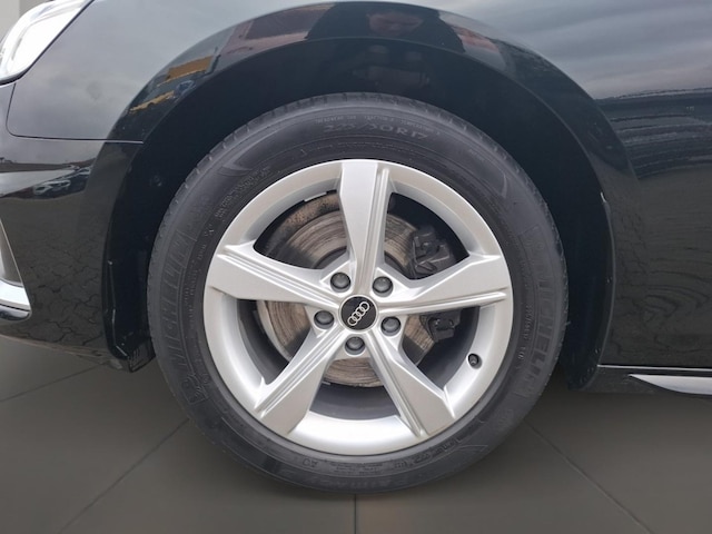 Audi A4 35 TFSI Avant S-Tronic