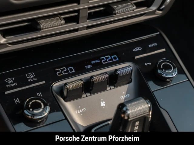 Porsche 992 4 Cabrio Carrera GTS