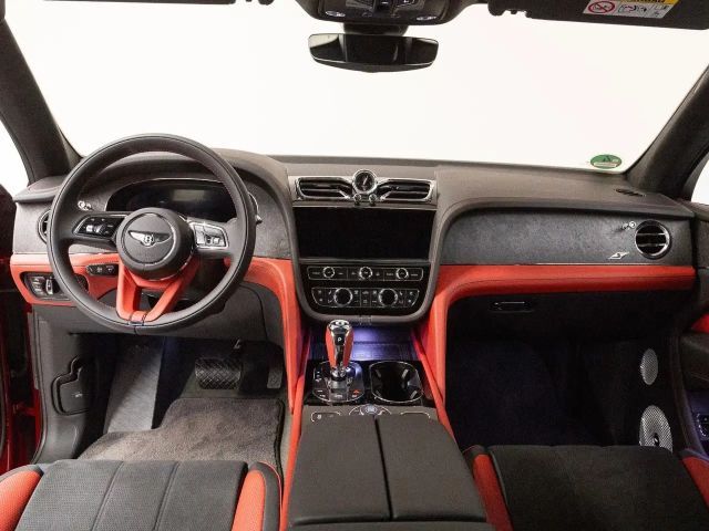 Bentley Bentayga V8