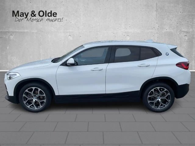 BMW X2 Sedan sDrive18i