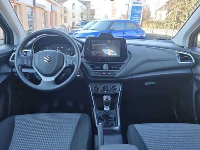 Suzuki S-Cross *Navigation* *PDC* *Kamera*