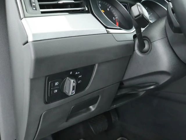 Volkswagen Passat 2.0 TDI Business DSG Variant