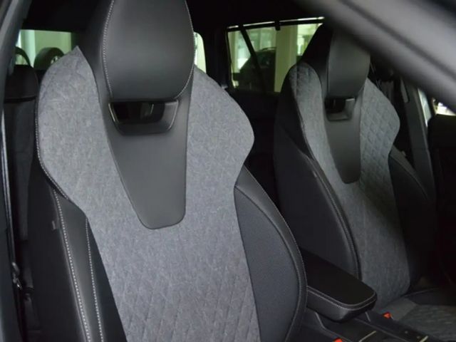 Skoda Octavia 1.5 TSI Combi Sportline