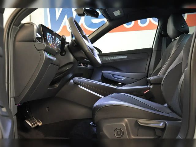 Volkswagen T-Roc 1.5 eTSI IQ.Drive R-Line