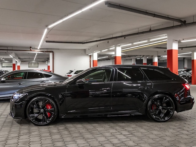 Audi RS6 Avant Quattro