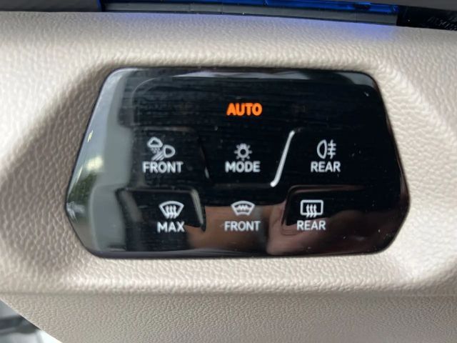 Volkswagen Multivan DSG IQ.Drive Style T7