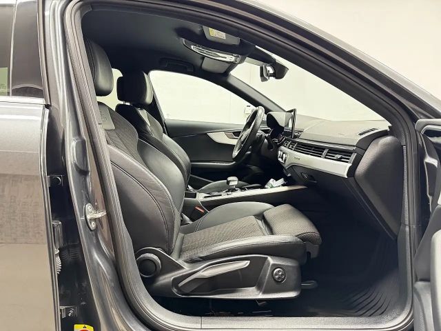 Audi A4 40 TFSI Avant Quattro S-Tronic