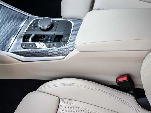 BMW 330 330e M-Sport Touring