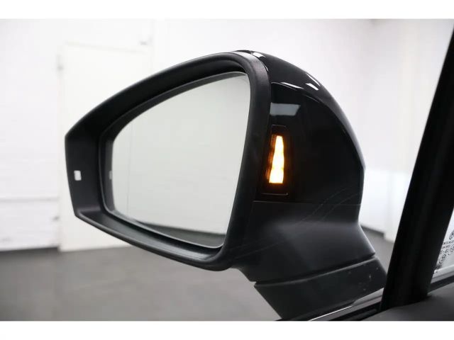 Volkswagen Touareg 3.0 V6 TDI R-Line