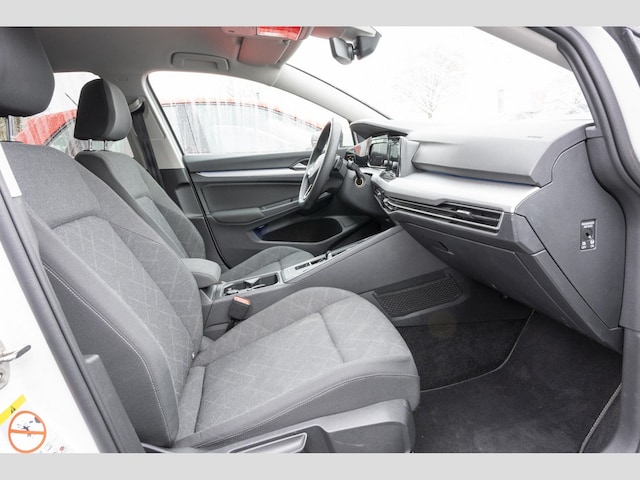 Volkswagen Golf 1.5 eTSI DSG Golf VIII Life