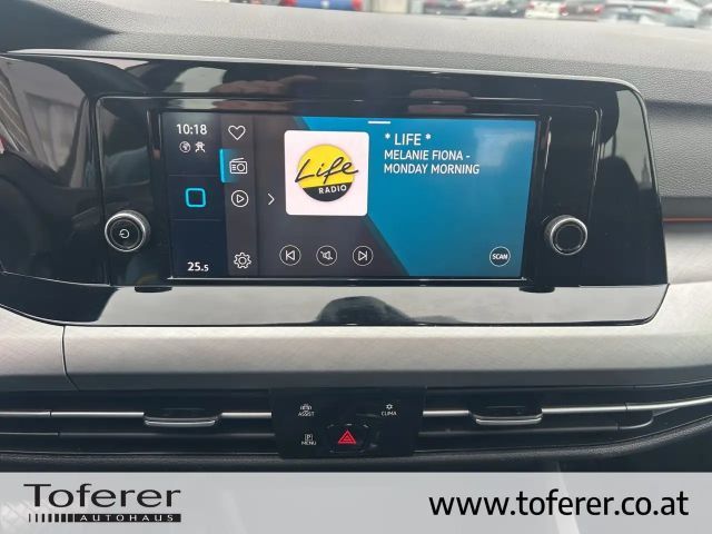 Volkswagen Golf DSG Life Variant