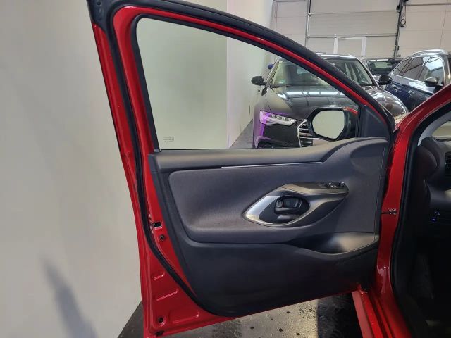 Toyota Yaris Basis Hatchback Hybride