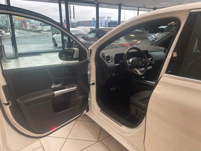 Mercedes-Benz B 180 Progressive