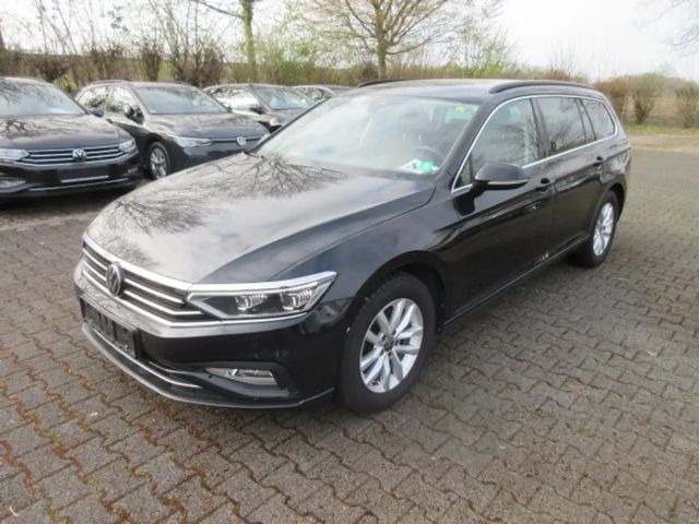 Volkswagen Passat 2.0 TDI Business DSG Variant