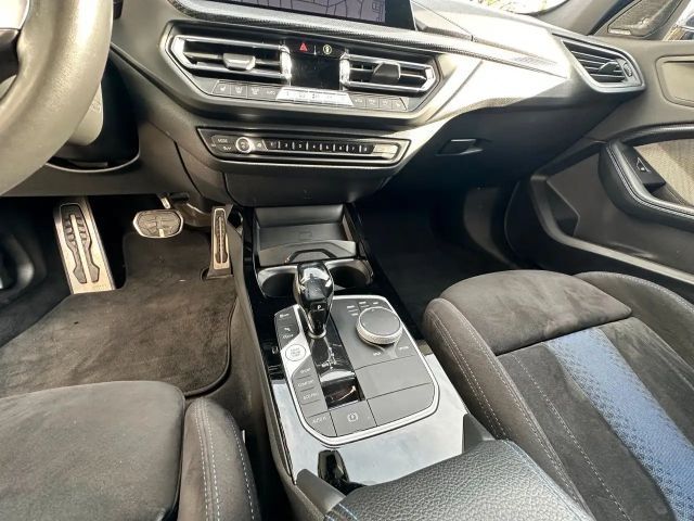 BMW 135 135i Sedan xDrive