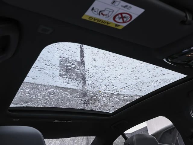 BMW 520 520i M-Sport Sedan