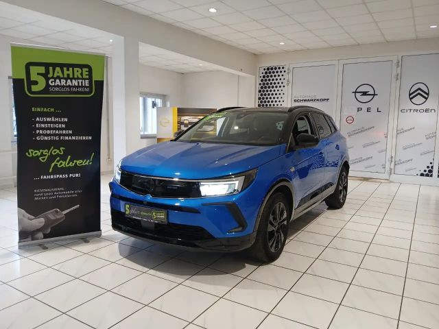 Opel Grandland X 1.2 Turbo