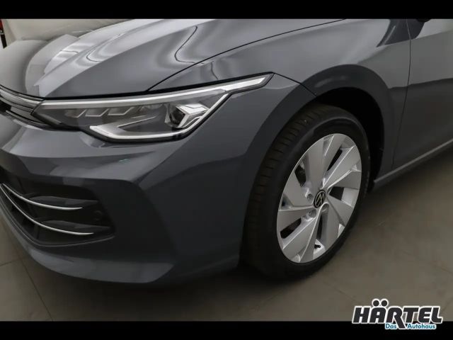 Volkswagen Golf 1.5 TSI Style