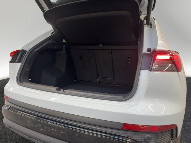 Audi Q4 e-tron SUV 45 e-tron Audi Q4 e-tron