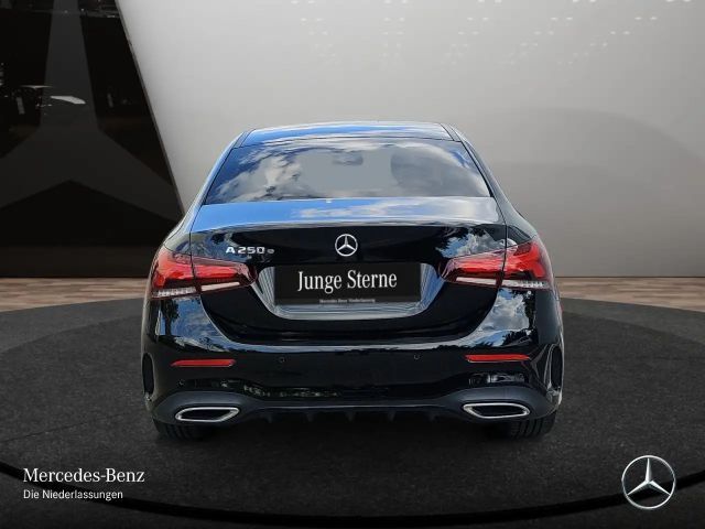 Mercedes-Benz A 250 A 250 e AMG Line