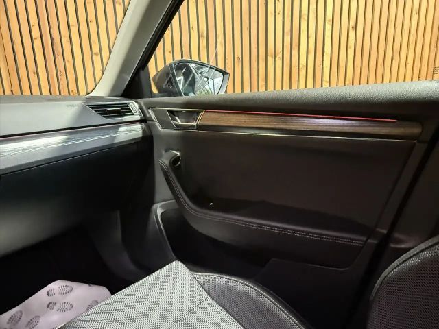 Skoda Superb Combi Style Style