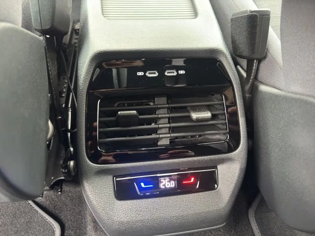 Volkswagen ID.5 IQ.Drive Pro